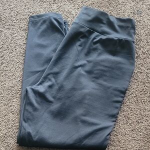 Black Leggings With Faux Leather Down Legs